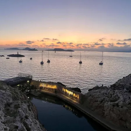Appartement Sur La Corniche Kennedy Face A La Mer Marseille Exterior photo