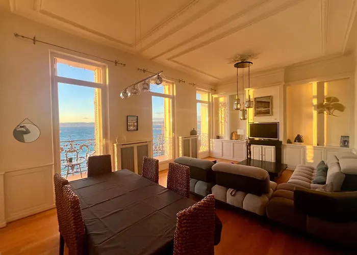 Appartement Sur La Corniche Kennedy Face A La Mer